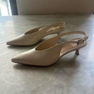 Dolce Vita Brand New ALENNA heel in cream leather size 5.5